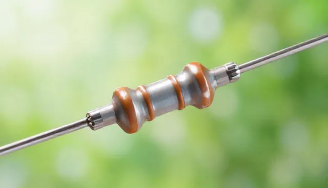 如何正确使用和维护电子配件？